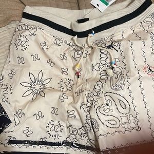 Travis Scott shorts extra large men’s